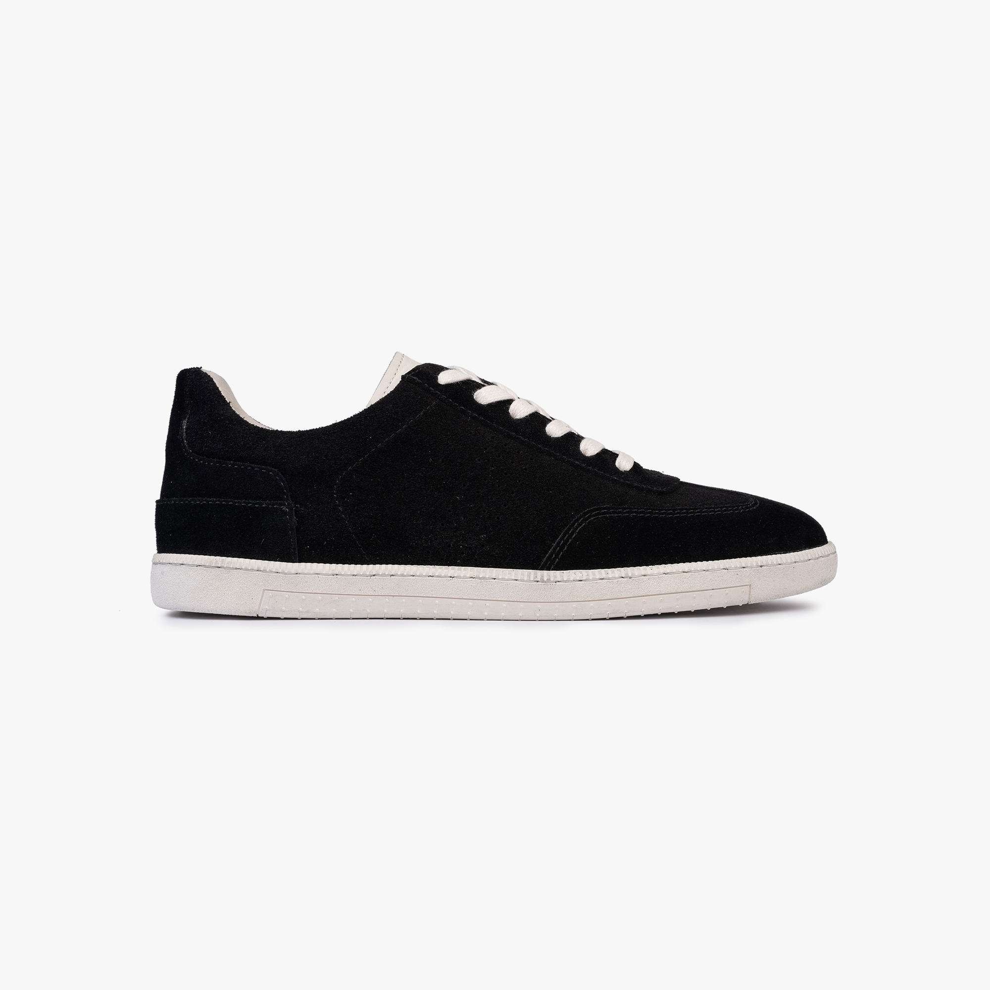 Lund LC1 Black suede